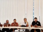Trailer_Tertahan_Pengusaha_Truk_Protes_Opsen_Ratusan_Kendaraan_Terancam